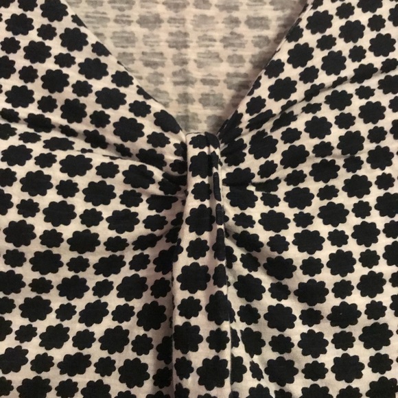 Sleeveless top - Picture 2 of 4